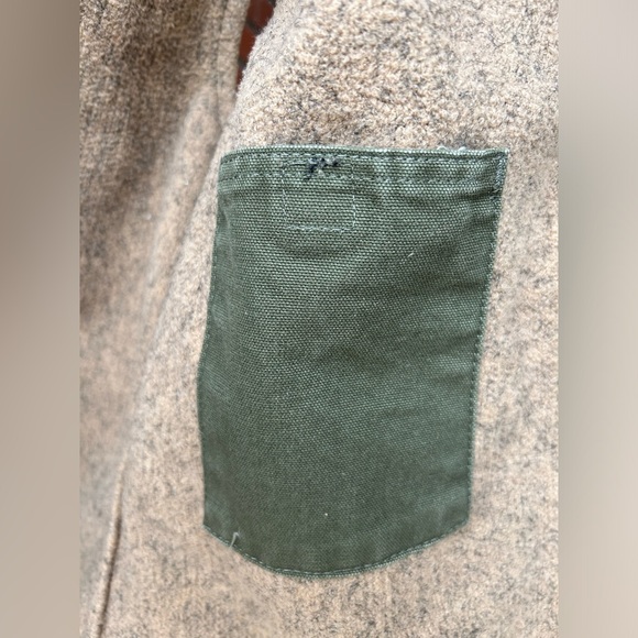 Carhartt Canvas Vest, Women Medium Army Green color - Picture 5 of 6